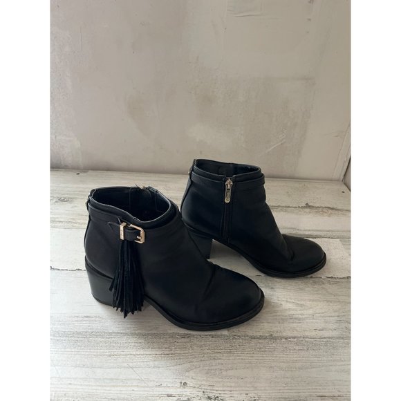 Circus by Sam Edelman woman’s black zip ankle boots with tassels size 7M - Picture 2 of 5